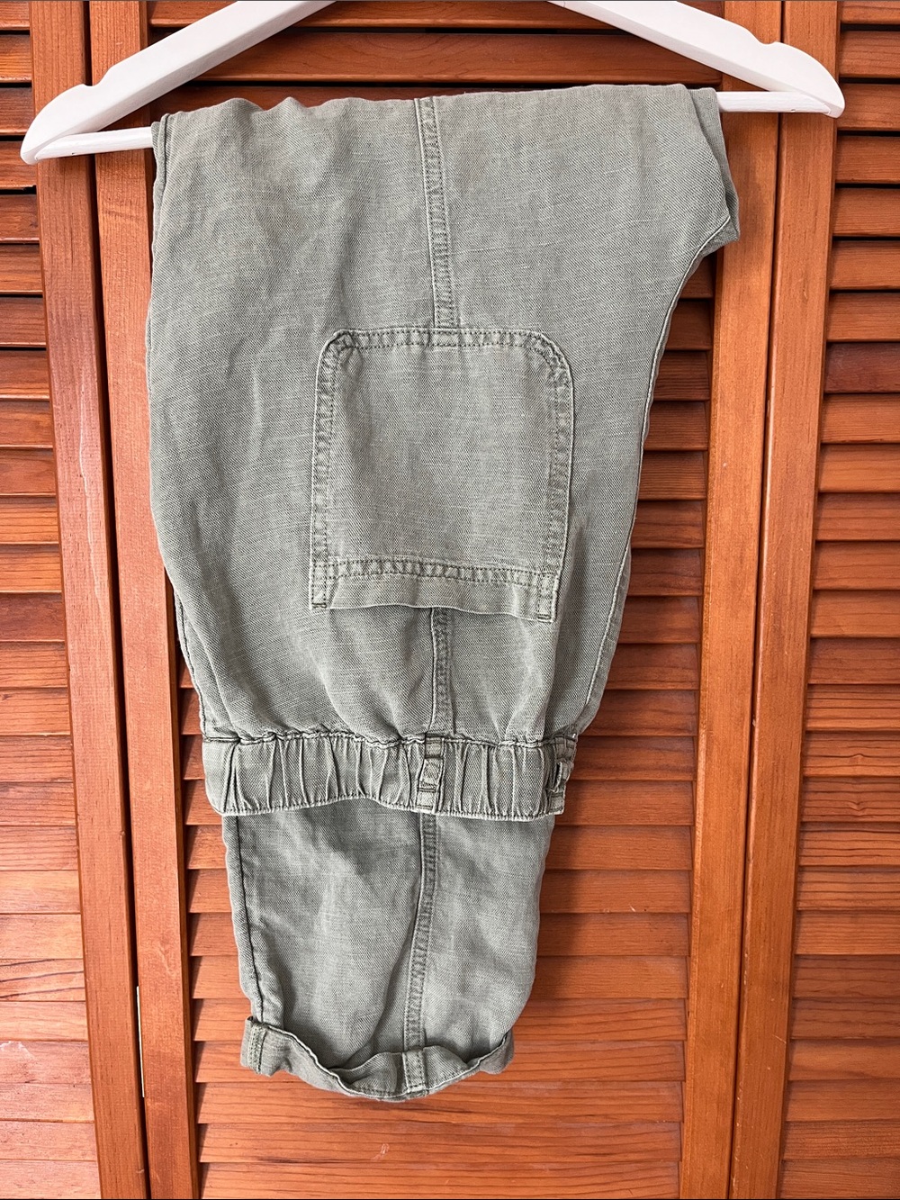 C&C California Olive Green Cropped Pants